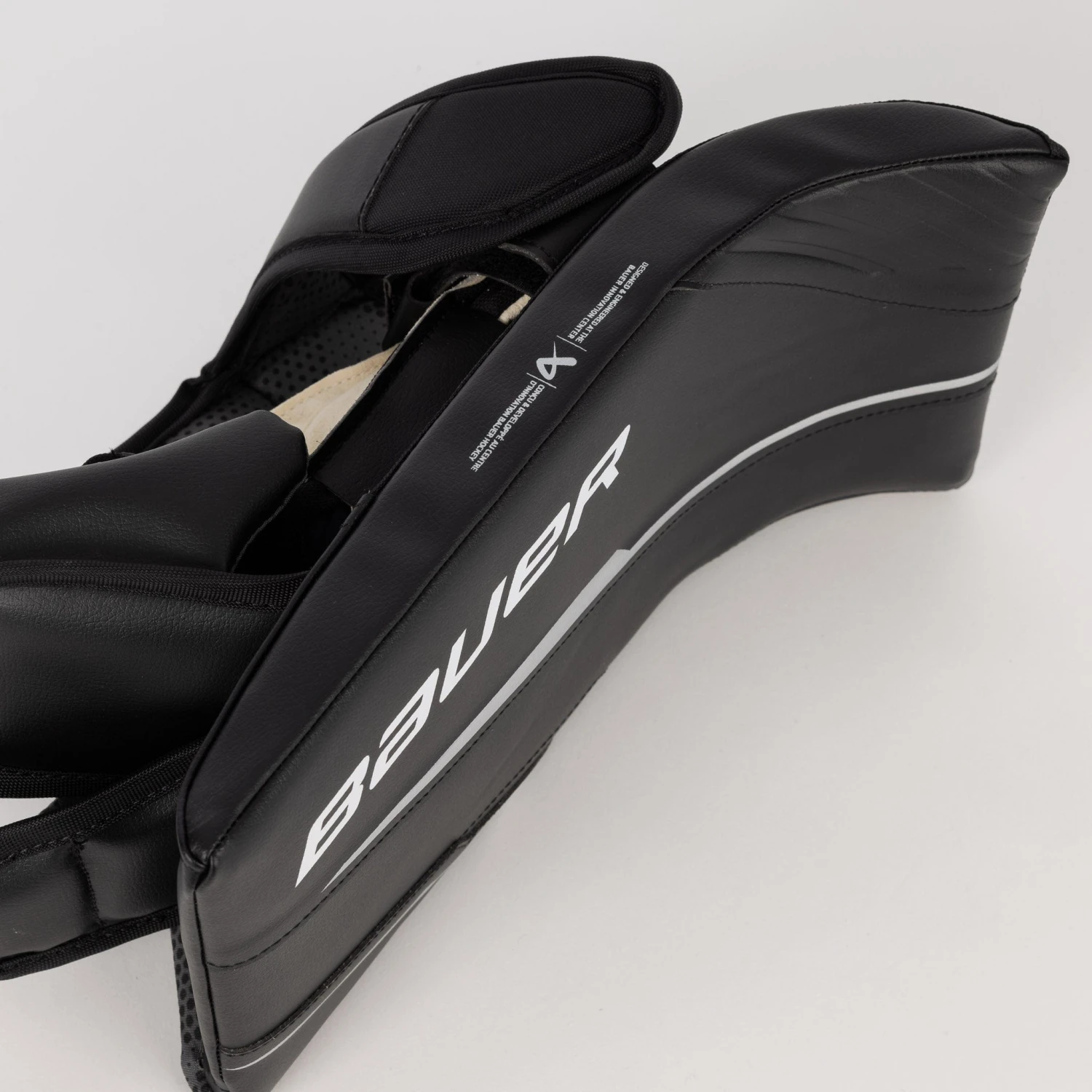 Bauer GSX Junior Goalie Blocker S23 9 Bauer GSX Junior Goalie Blocker S23 - Image 9