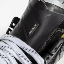 Bauer Vapor HyperLite 2 Intermediate Hockey Skates -Bauer bauer hockey skates bauer vapor hyperlite2 intermediate hockey skates 30497614168130