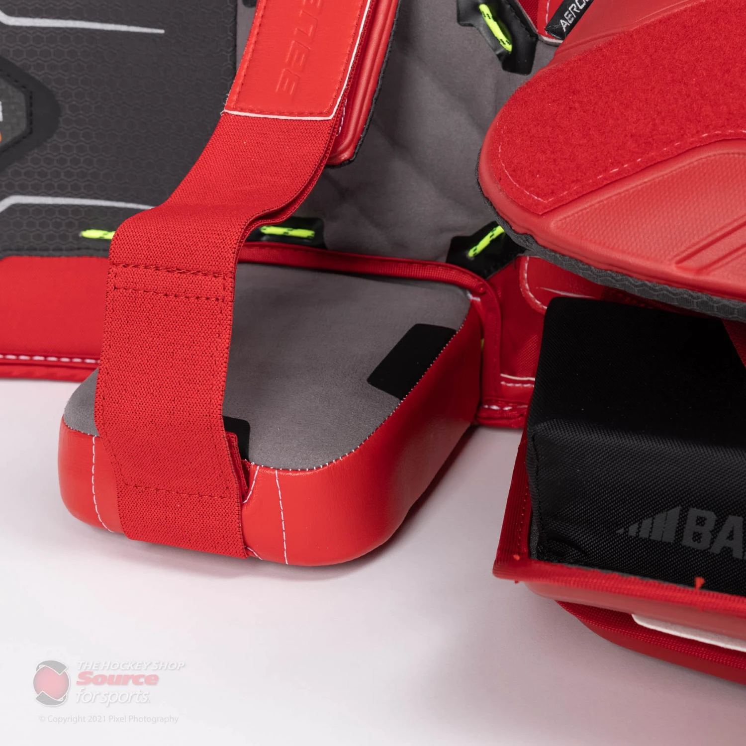 Bauer Vapor HyperLite Senior Goalie Leg Pads 17 Bauer Vapor HyperLite Senior Goalie Leg Pads - Image 17