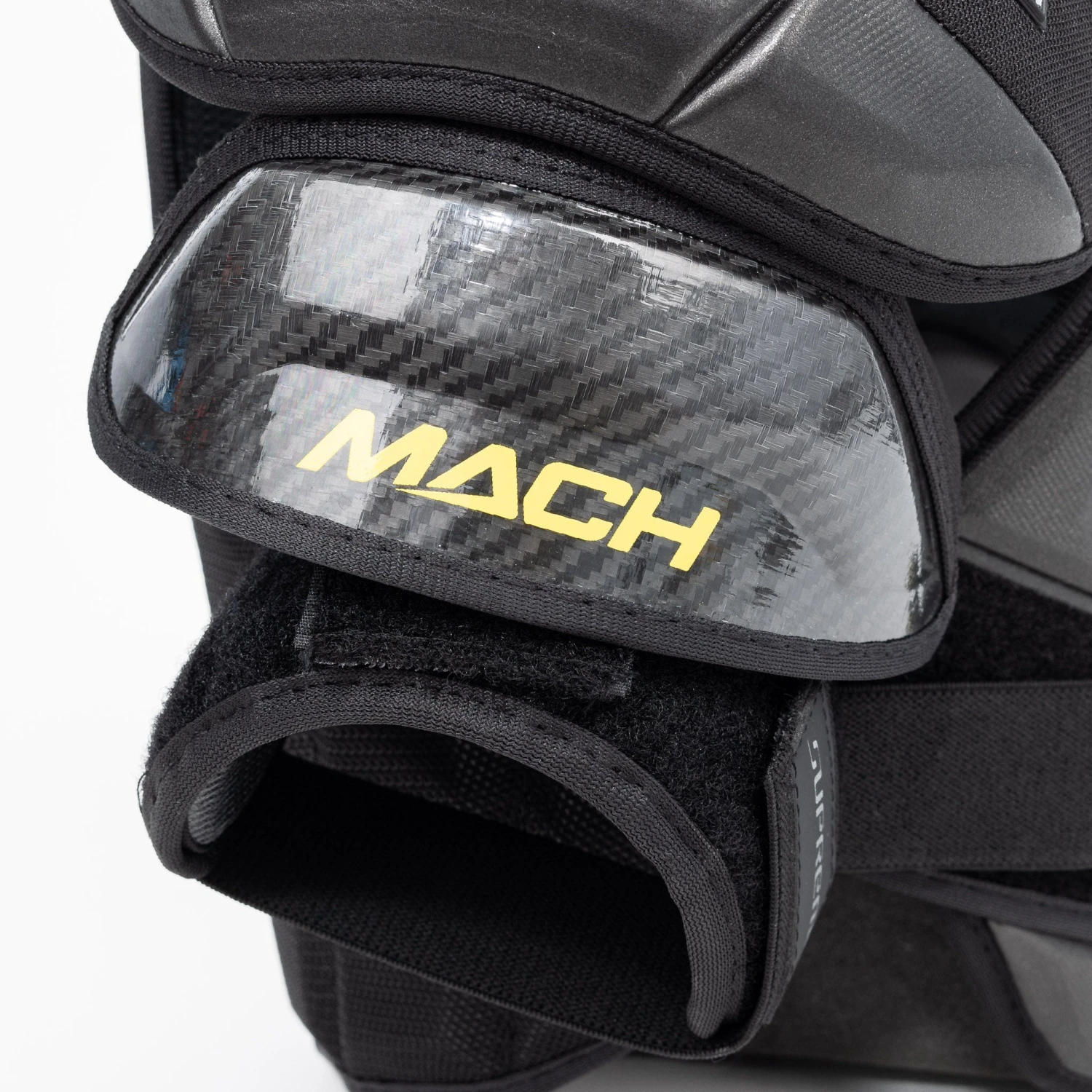 Bauer Supreme Mach Intermediate Hockey Shoulder Pads 5 Bauer Supreme Mach Intermediate Hockey Shoulder Pads - Image 5