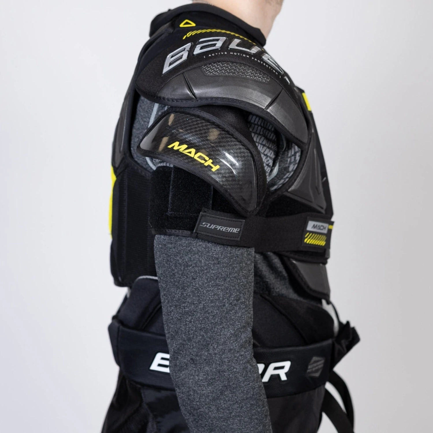 Bauer Supreme Mach Senior Hockey Shoulder Pads 10 Bauer Supreme Mach Senior Hockey Shoulder Pads - Image 10