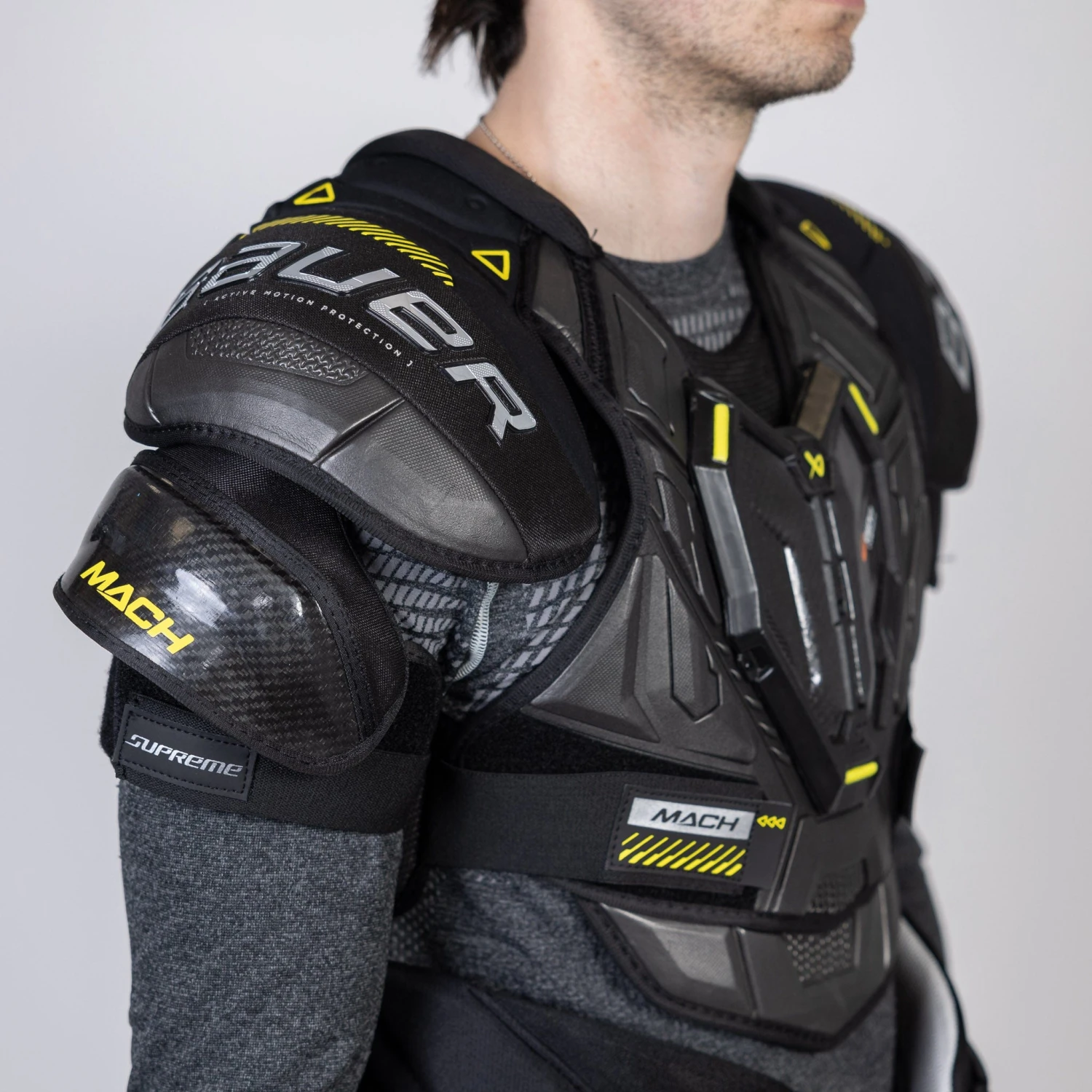 Bauer Supreme Mach Senior Hockey Shoulder Pads 9 Bauer Supreme Mach Senior Hockey Shoulder Pads - Image 9