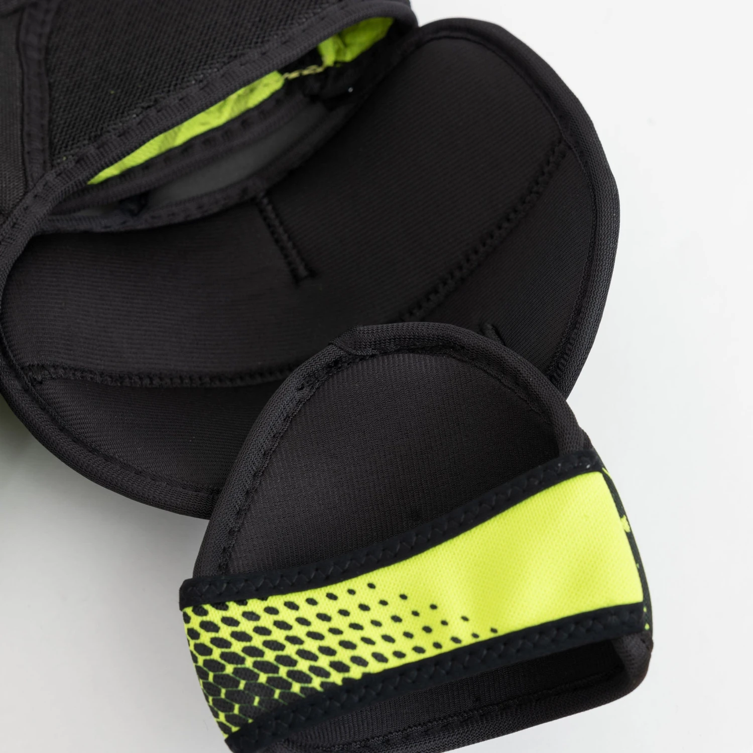 Bauer Vapor 3X Junior Hockey Shoulder Pads 16 Bauer Vapor 3X Junior Hockey Shoulder Pads - Image 16