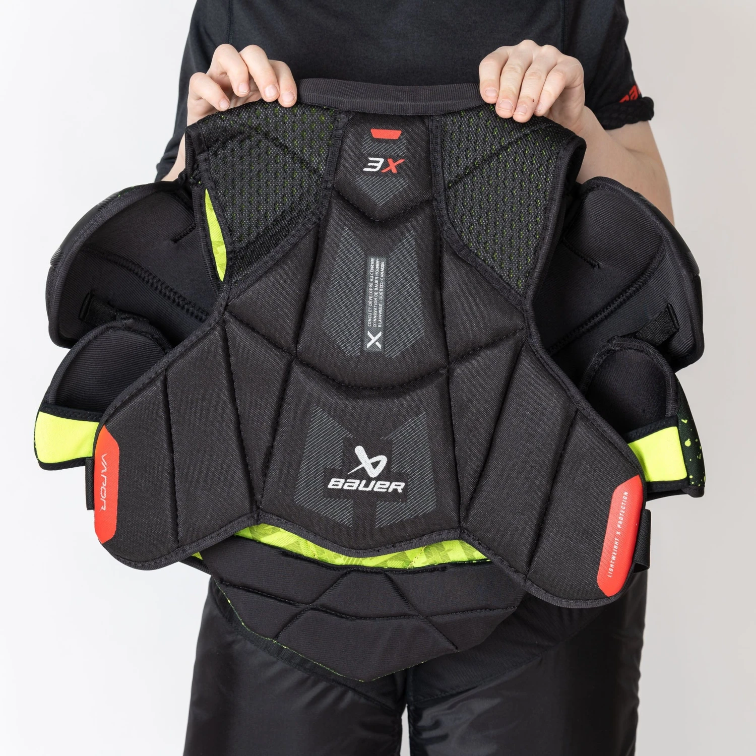 Bauer Vapor 3X Junior Hockey Shoulder Pads 3 Bauer Vapor 3X Junior Hockey Shoulder Pads - Image 3