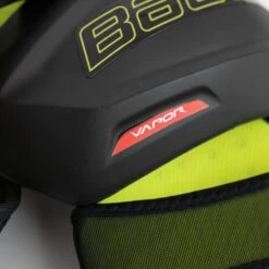 Bauer Vapor Hyperlite Junior Hockey Shoulder Pads -Bauer bauer shoulder pads bauer vapor hyperlite junior hockey shoulder pads 29086236901442